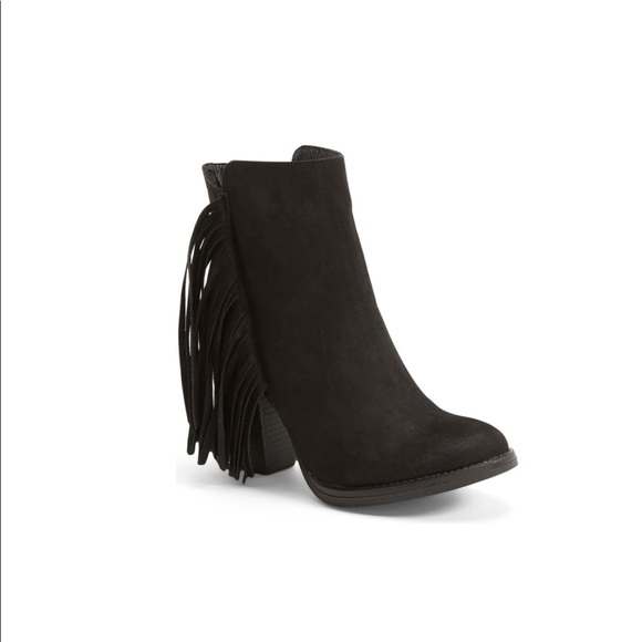 Steve Madden Shoes - STEVE MADDEN Woodstock Fringe Black Bootie Sz 8.5